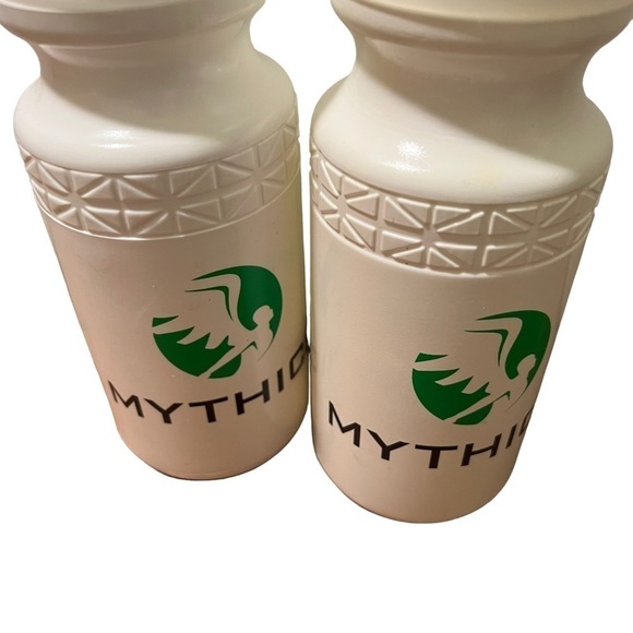 Springs Squeeze Water Bottle Mythics - Picture 4 of 8